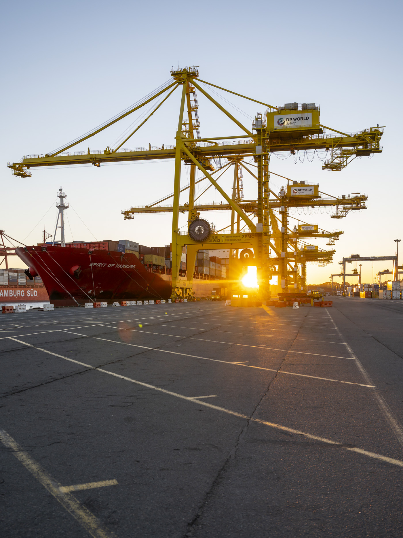 DP World case study - Industrial photography by Gavin Jowitt - Sydney Photographer