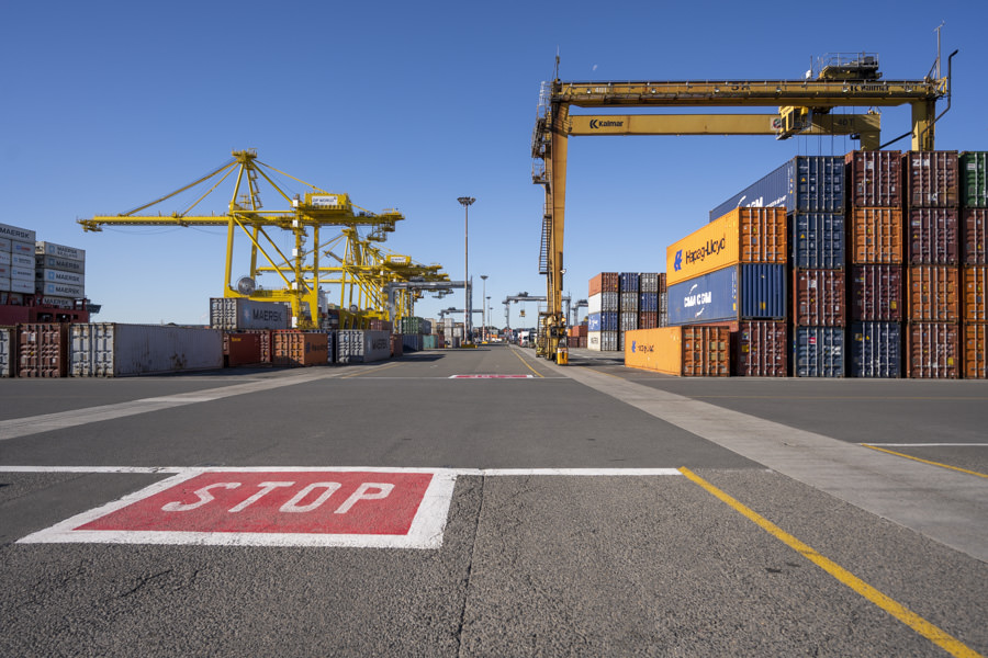 DP World case study - Industrial photography by Gavin Jowitt - Sydney Photographer