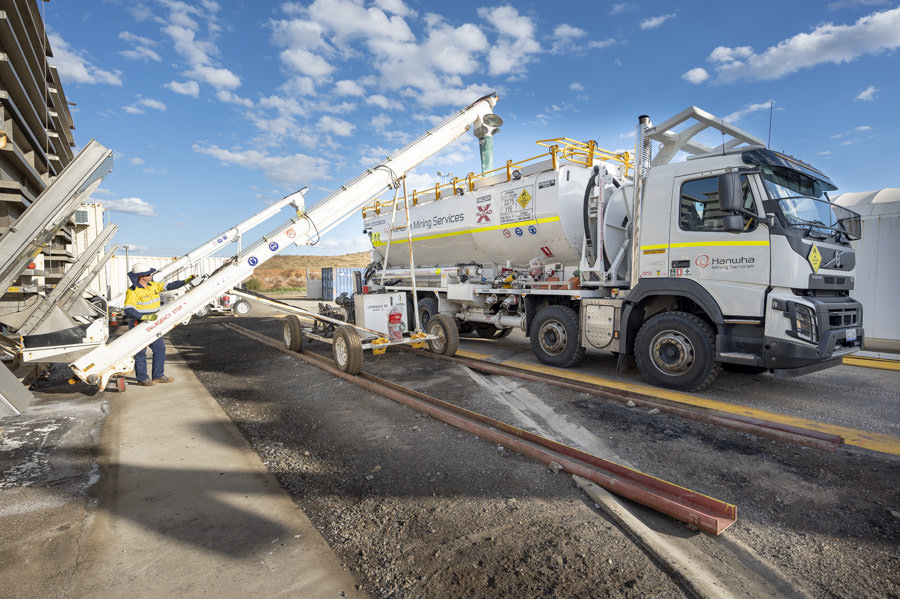 Hanwha case study - industrial photography by Gavin Jowitt - Sydney Photographer